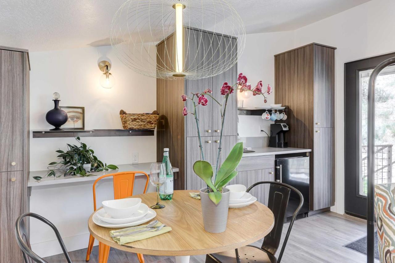 Stylish And Modern Boise Studio With Foothills Views! Extérieur photo